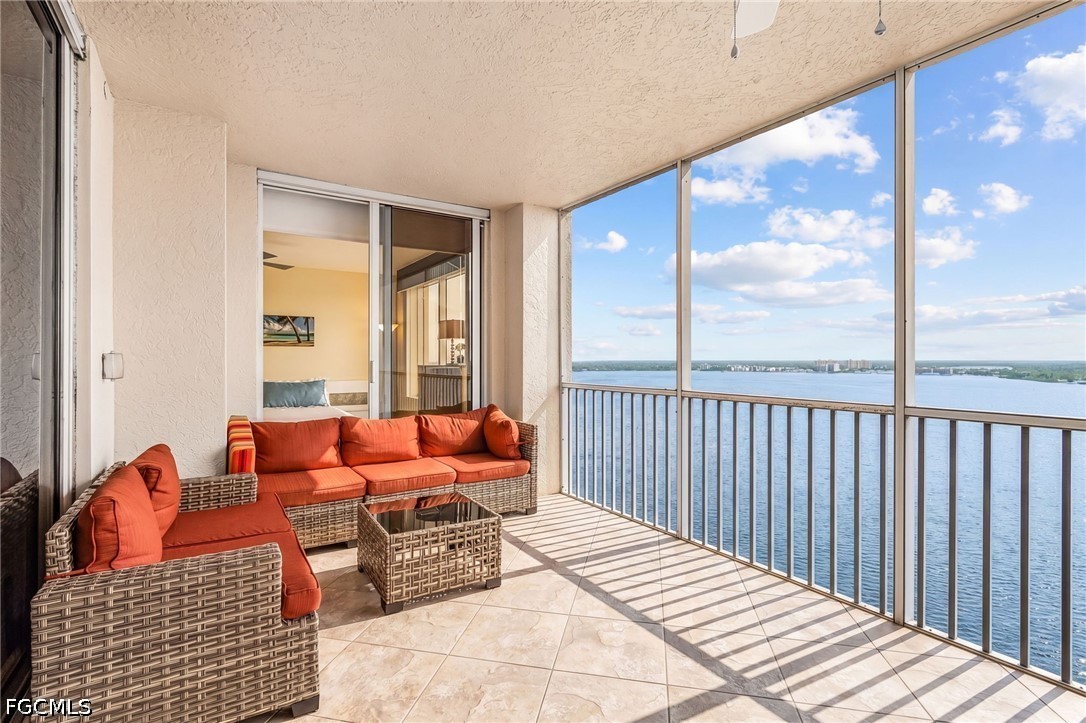 3 Bed Waterfront Home for Sale in Fort Myers, photo 7
