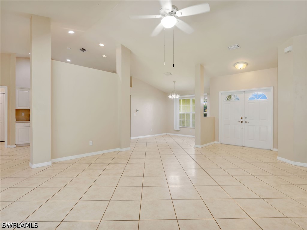 3 Bed SingleFamilyResidence for Sale in San Carlos Park, photo 7