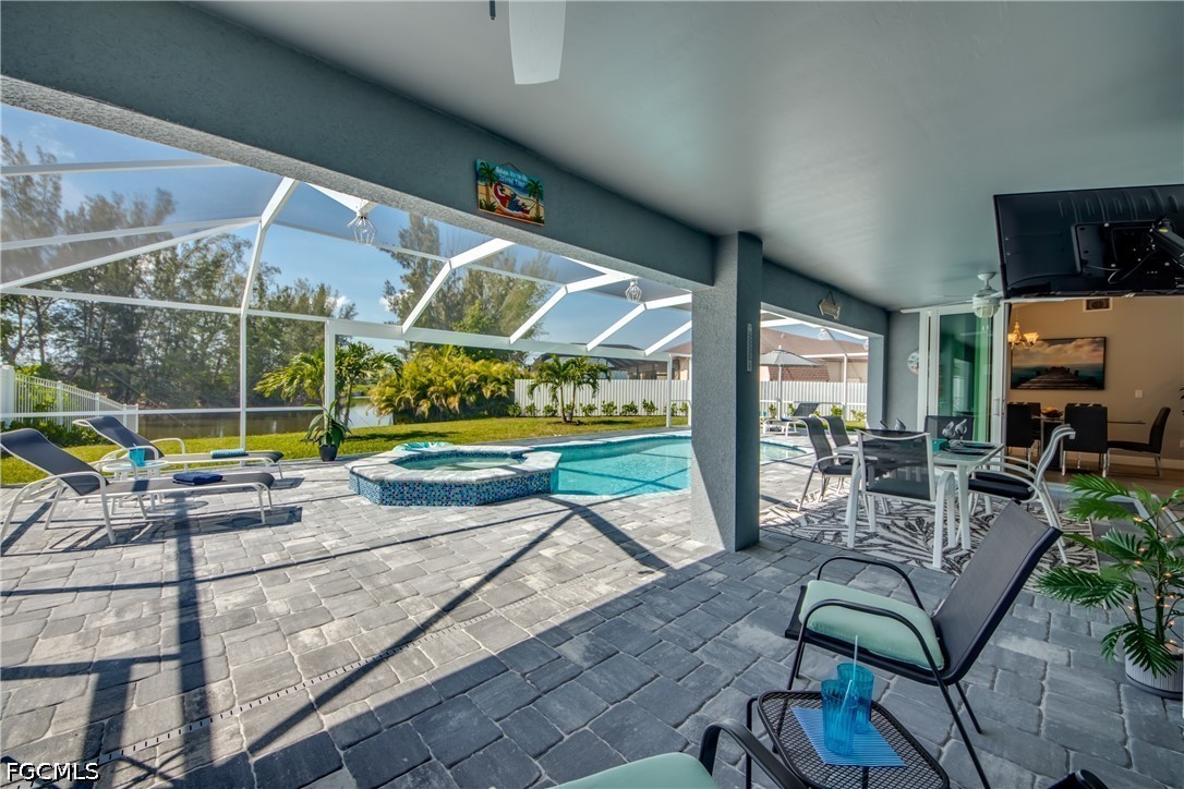 3 Bed Pool Home for Sale in Cape Coral, photo 7