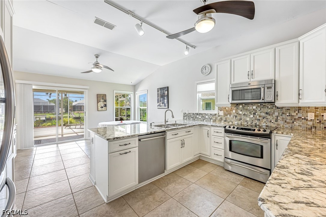 4 Bed Pool Home for Sale in Cape Coral, photo 7