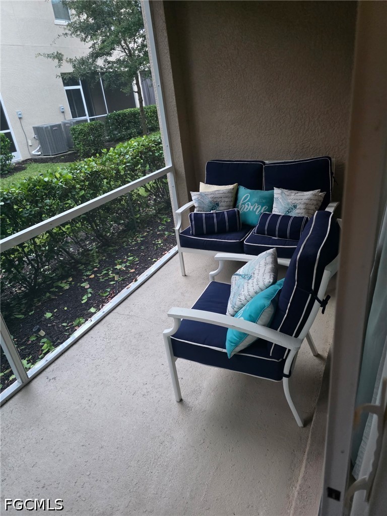3 Bed Townhouse for Sale in Naples, photo 7