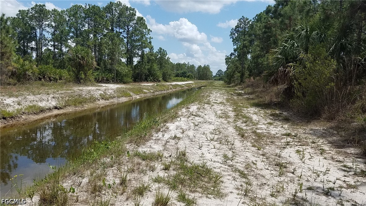 Waterfront Home for Sale in Lehigh Acres, photo 7