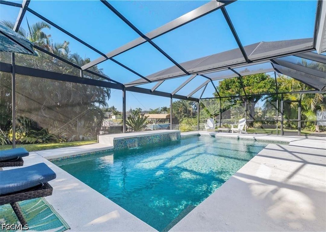 3 Bed Pool Home for Sale in Cape Coral, photo 7