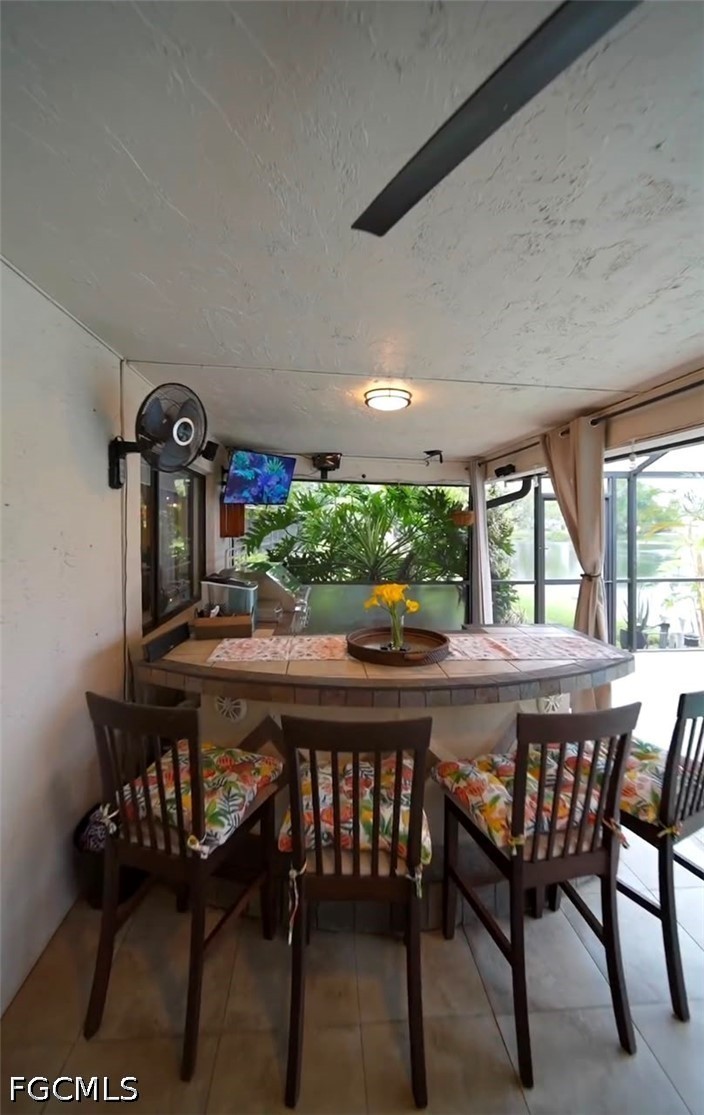 3 Bed Pool Home for Sale in Sarasota, photo 7