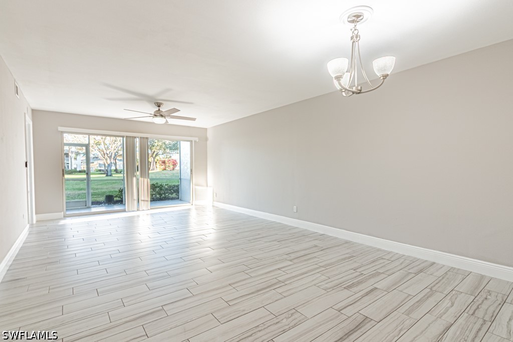 3 Bed Condominium for Sale in Canterbury Village, photo 7