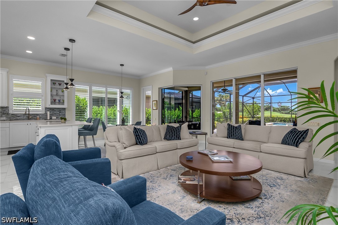 3 Bed Pool Home for Sale in The Links, photo 7
