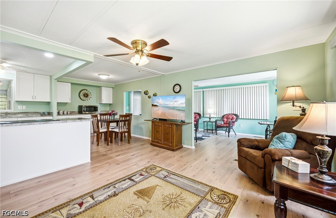 2 Bed ManufacturedHome for Sale in Fort Myers, photo 7