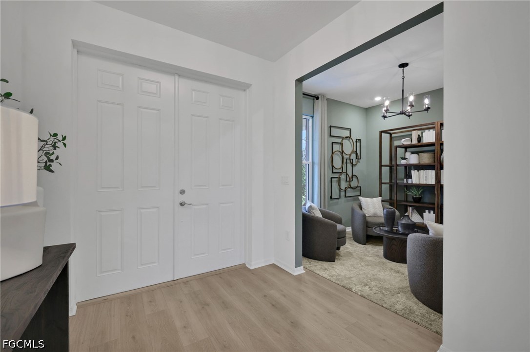 4 Bed SingleFamilyResidence for Sale in Creekside Run, photo 7