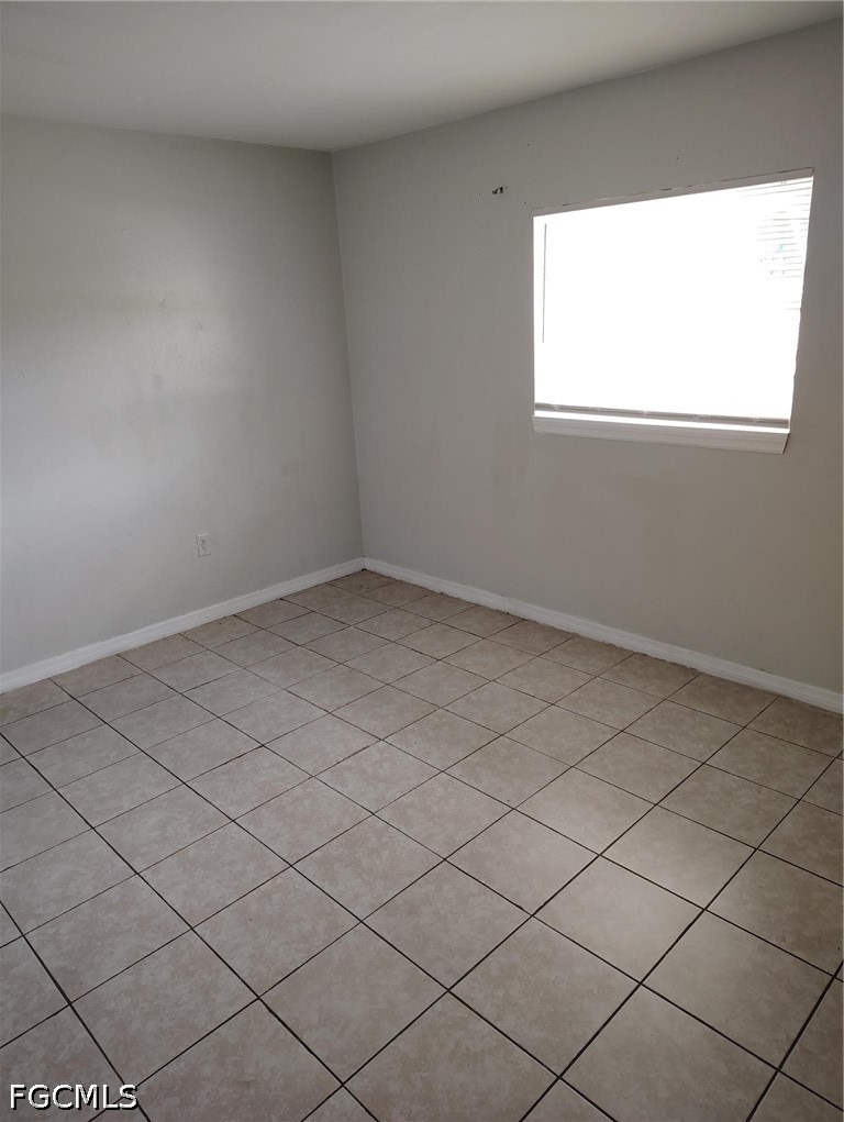 2 Bed Duplex for Sale in Lovejoy Park, photo 7