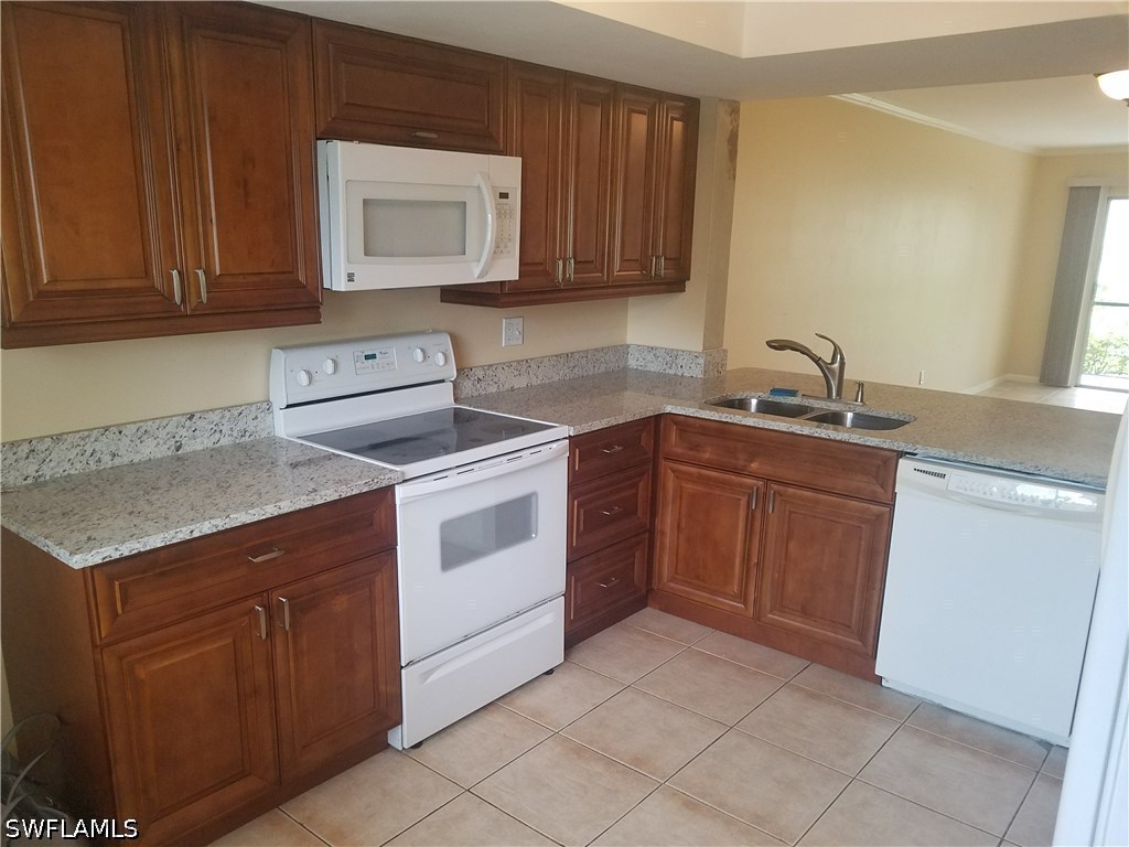 2 Bed Condominium for Sale in Brook Pines, photo 7