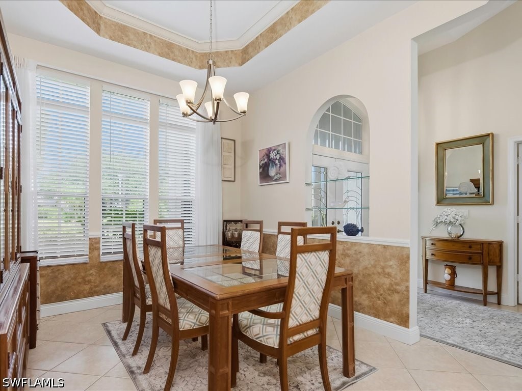 4 Bed Pool Home for Sale in Berkshire Lakes, photo 7