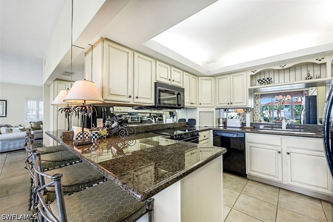 2 Bed Waterfront Home for Sale in Indies West, photo 7