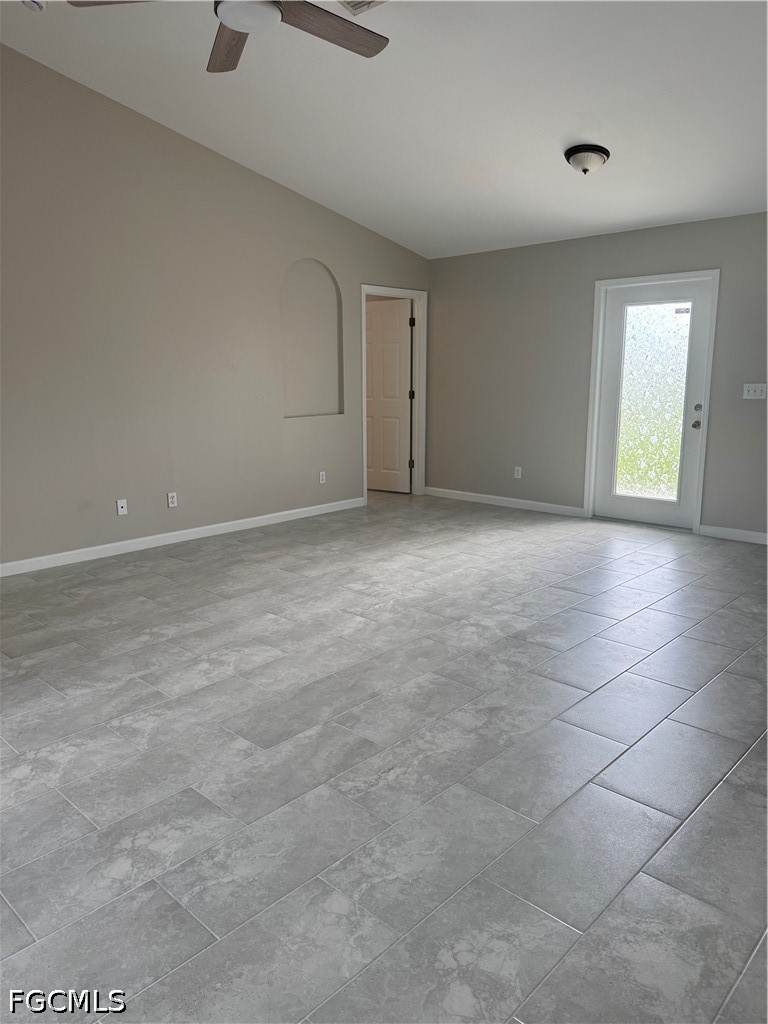 3 Bed SingleFamilyResidence for Sale in Cape Coral, photo 7