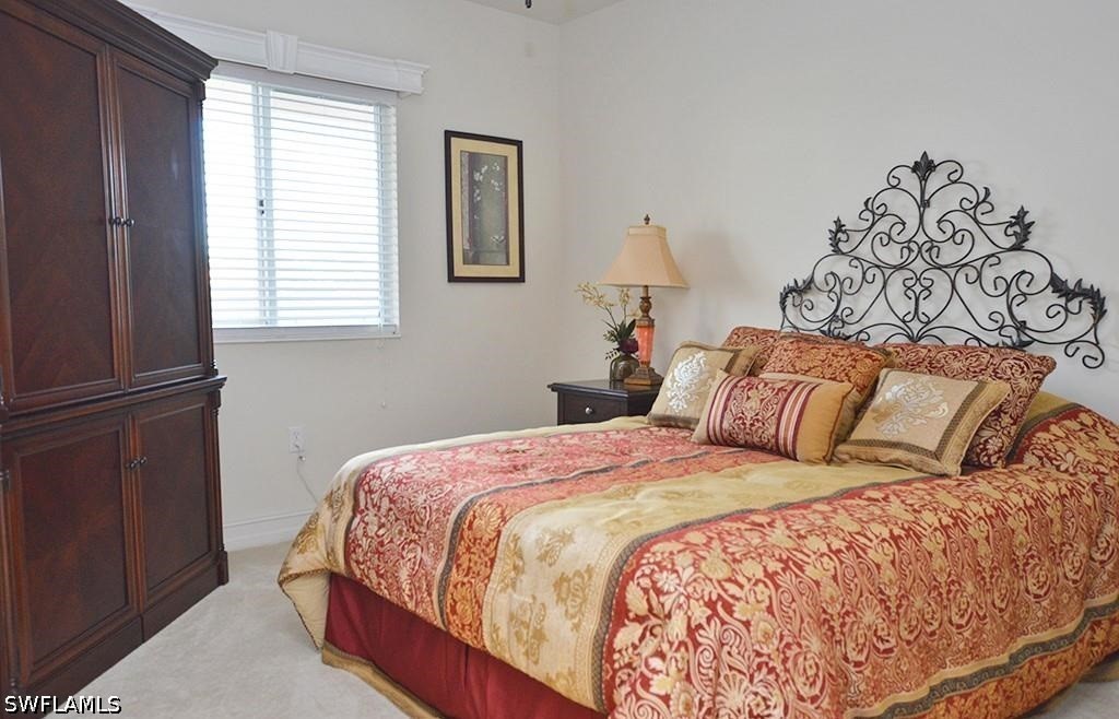 2 Bed Condominium for Sale in Blue Heron, photo 7