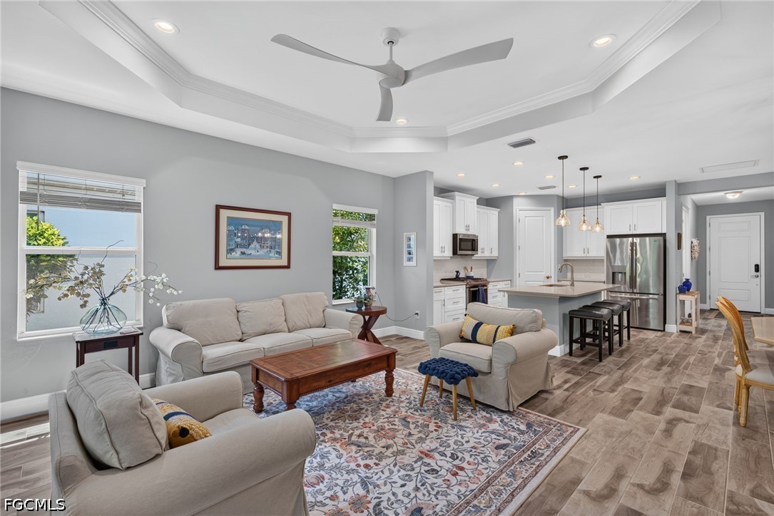 2 Bed Attached for Sale in Naples, photo 7