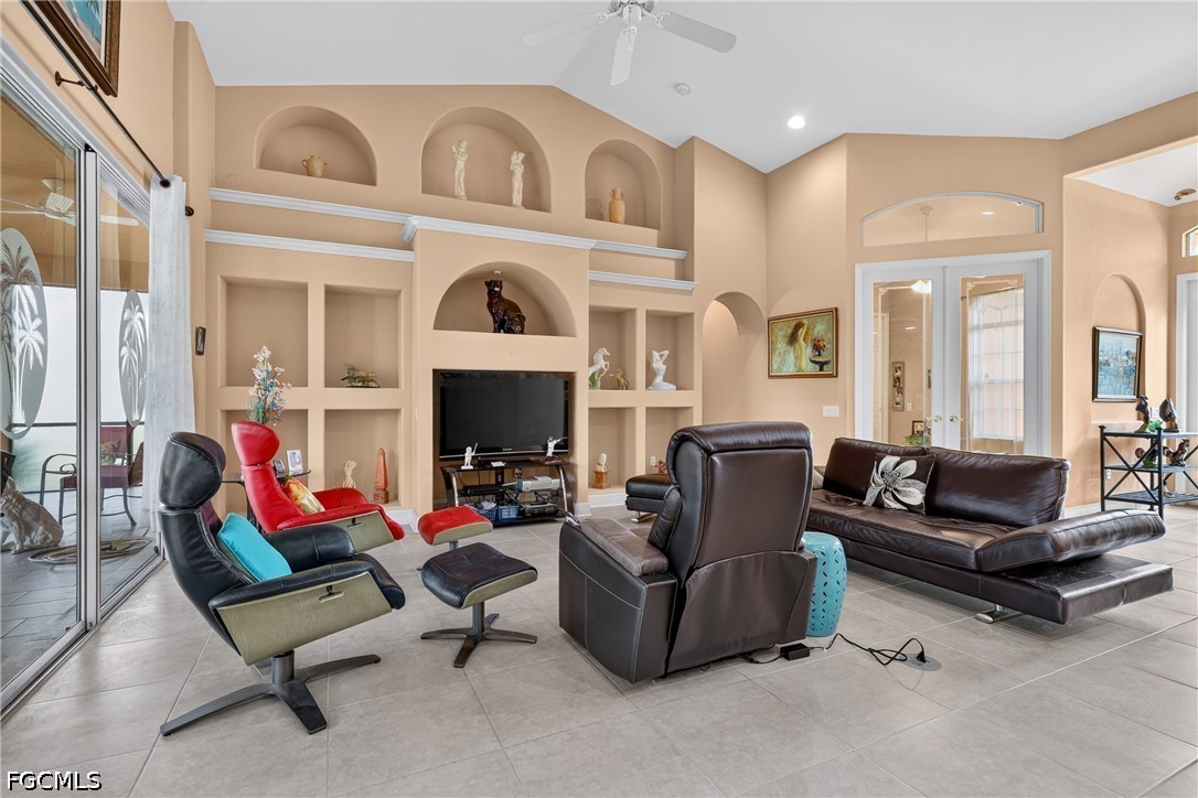 3 Bed Pool Home for Sale in Cape Coral, photo 7