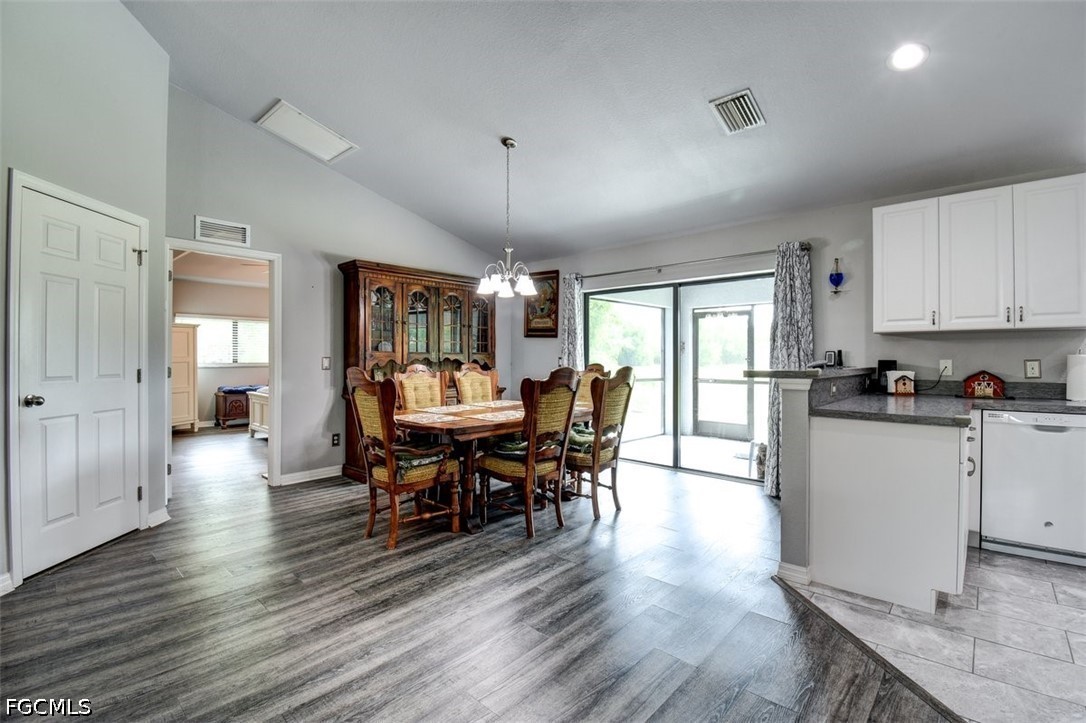 4 Bed SingleFamilyResidence for Sale in Cape Coral, photo 7