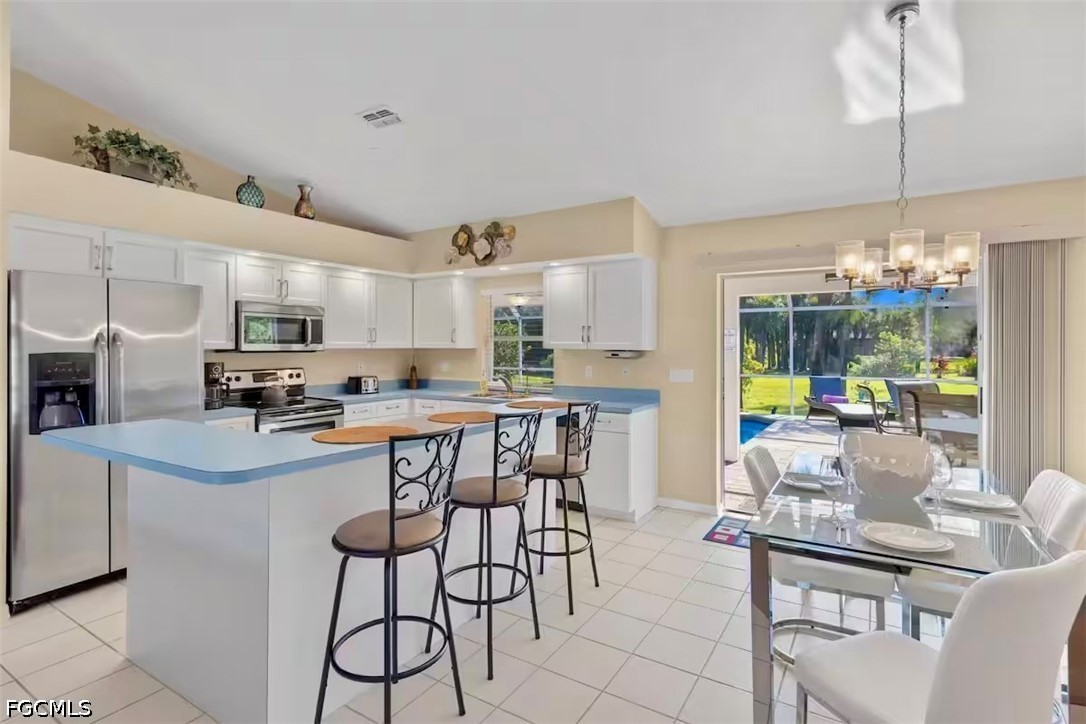 3 Bed Pool Home for Sale in Lehigh Acres, photo 7