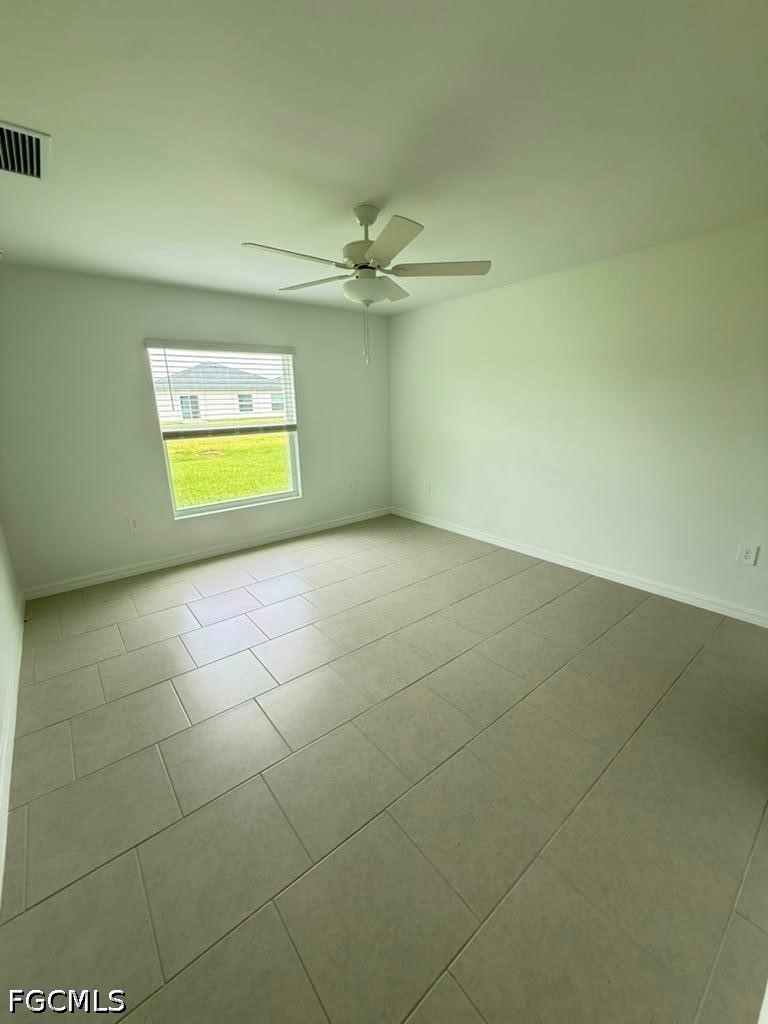4 Bed SingleFamilyResidence for Sale in Crane Landing, photo 7