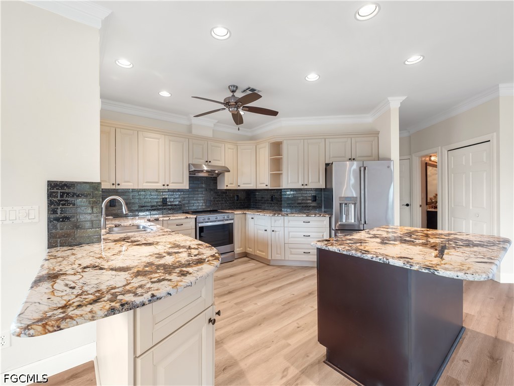 3 Bed Pool Home for Sale in Natoma Park, photo 7