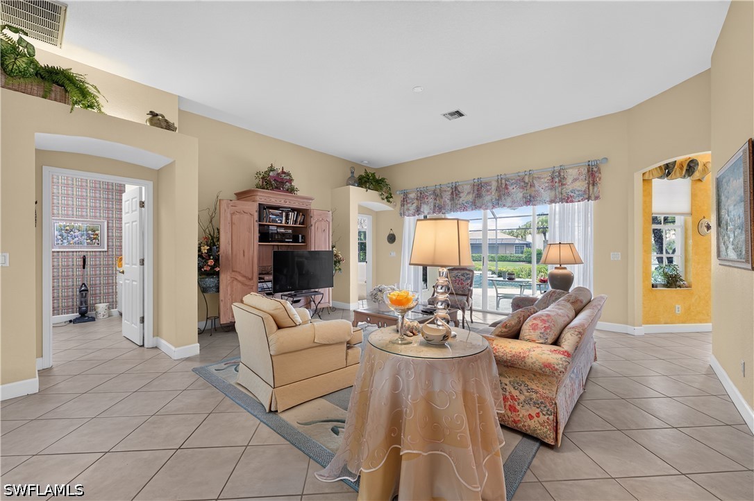 2 Bed Pool Home for Sale in Island Cove, photo 7