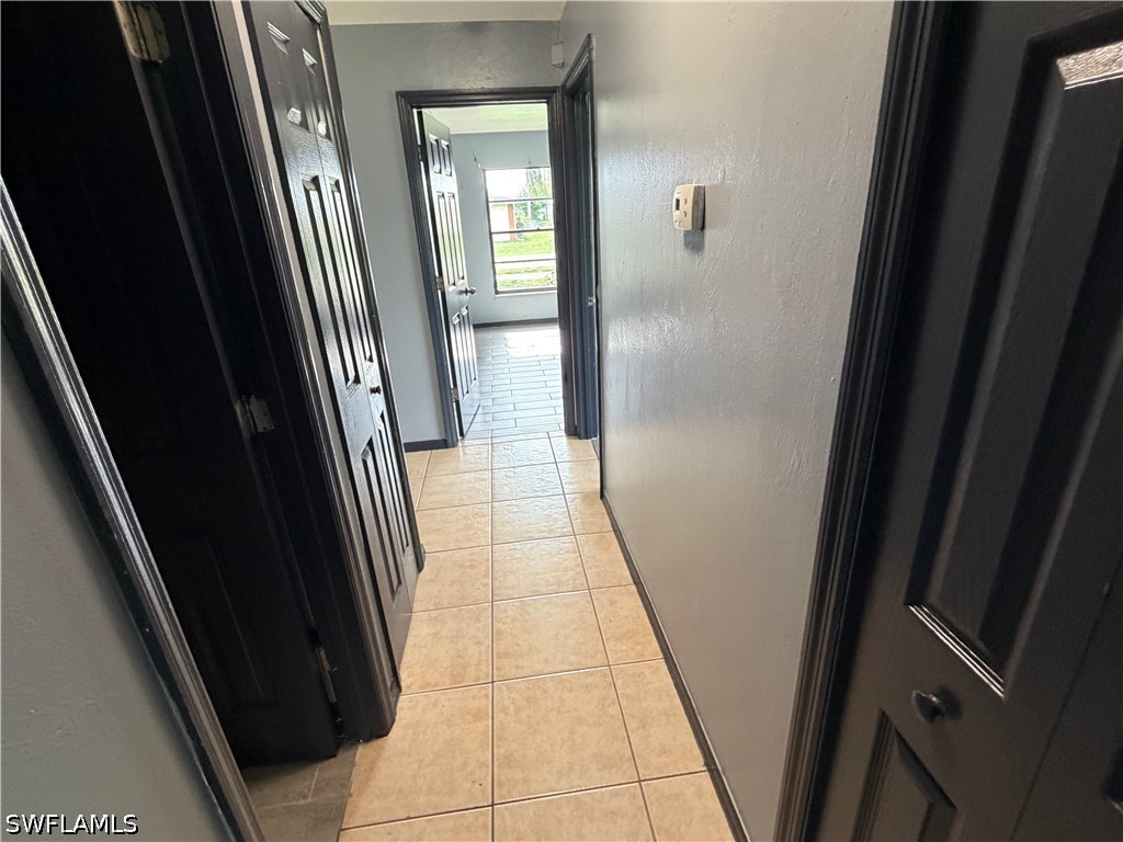 3 Bed SingleFamilyResidence for Sale in Lehigh Acres, photo 7