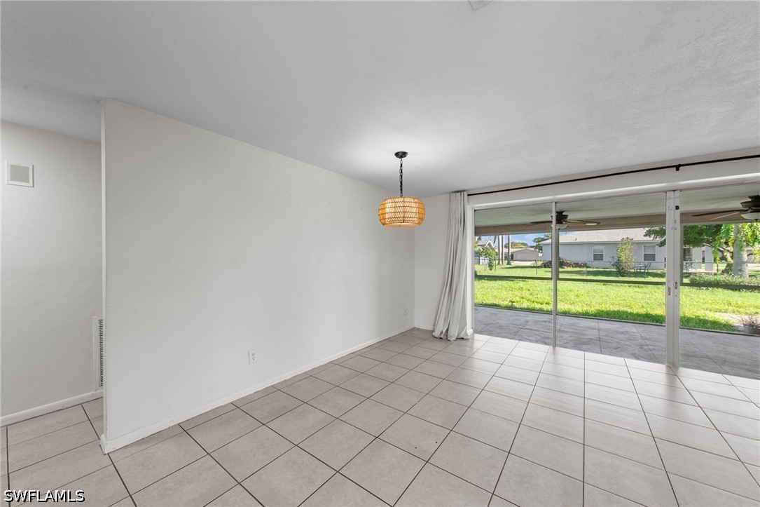 3 Bed SingleFamilyResidence for Sale in Cape Coral, photo 7