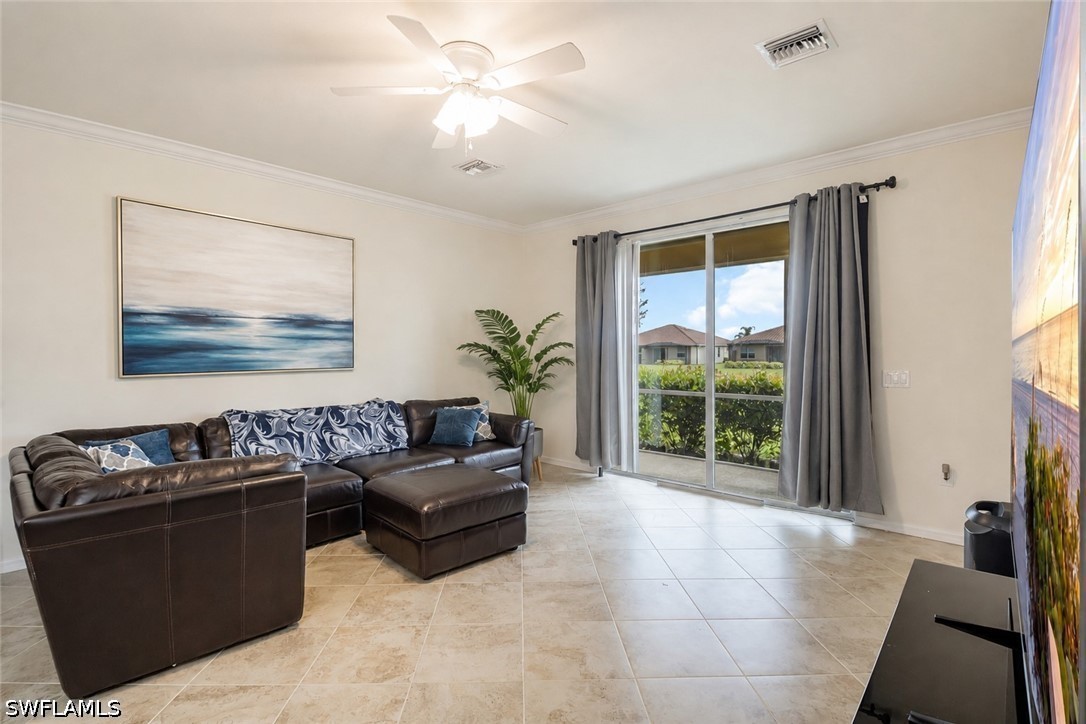 3 Bed Waterfront Home for Sale in Naples, photo 7