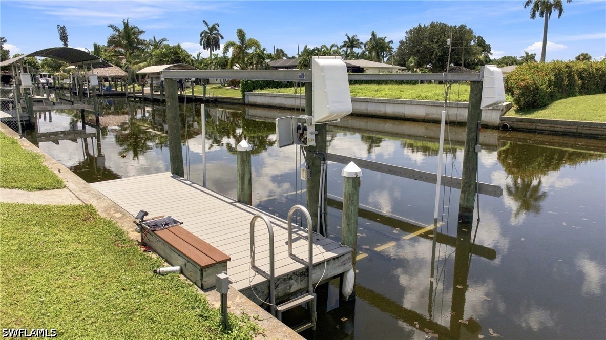 2 Bed Pool Home for Sale in Cape Coral, photo 7