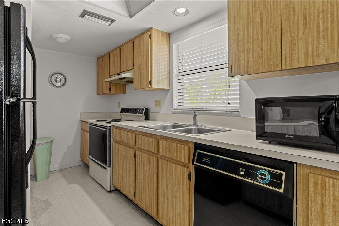 2 Bed Condominium for Sale in Danah Court Condo, photo 7