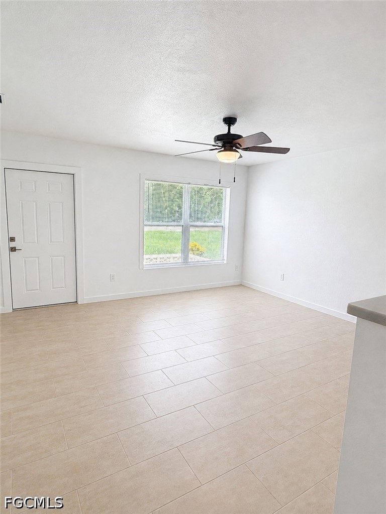 2 Bed SingleFamilyResidence for Sale in Punta Gorda, photo 7