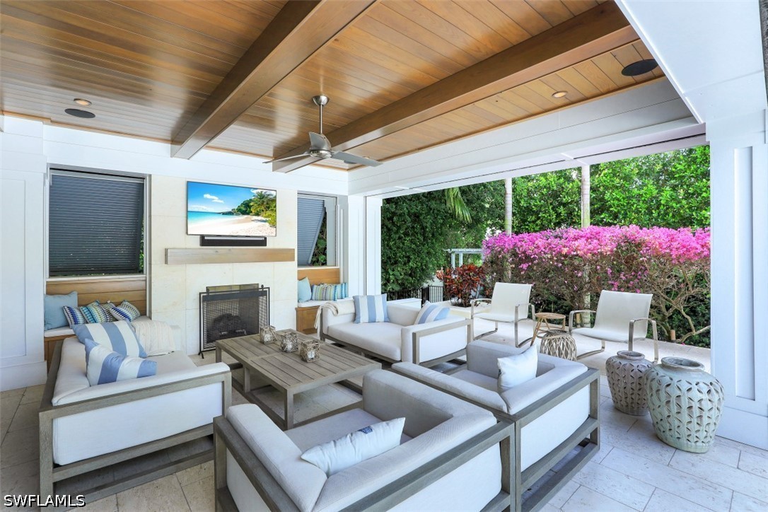 5 Bed Pool Home for Sale in Olde Naples, photo 7