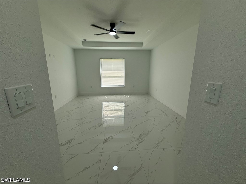 4 Bed SingleFamilyResidence for Sale in Lehigh Acres, photo 7