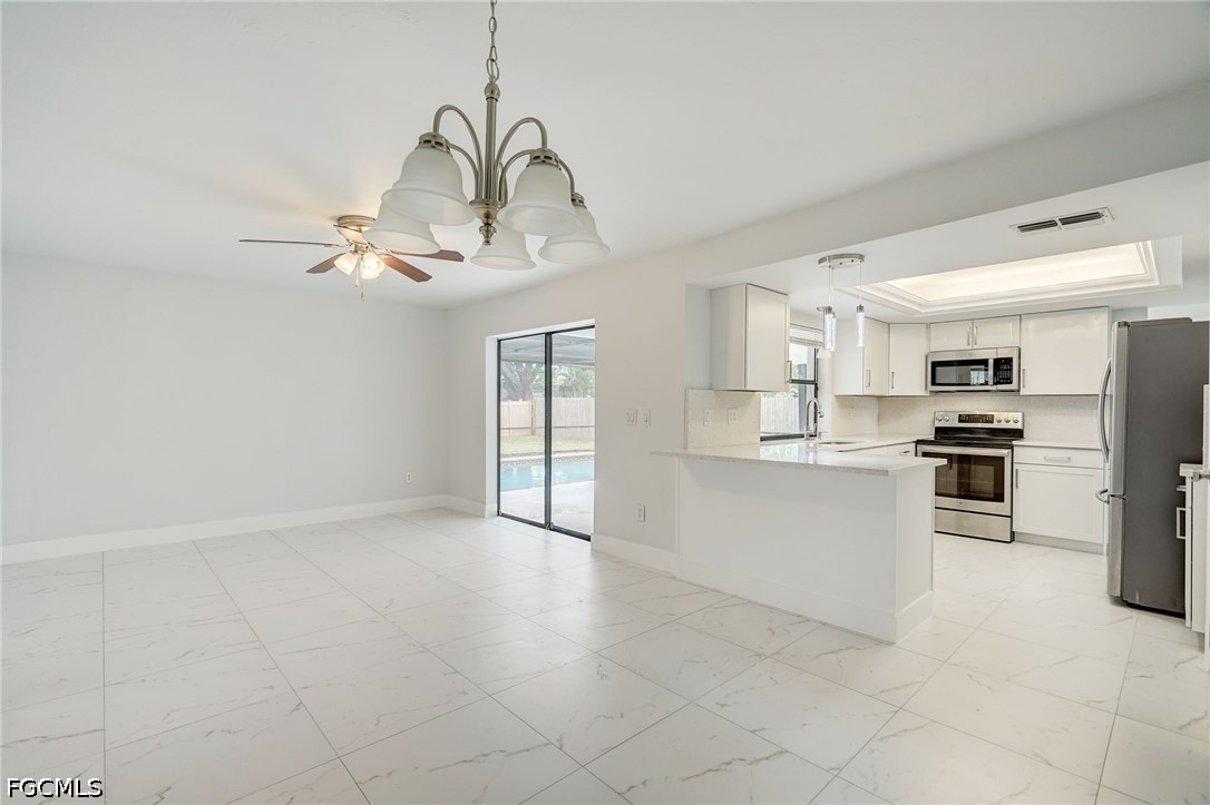 3 Bed Pool Home for Sale in Cape Coral, photo 7