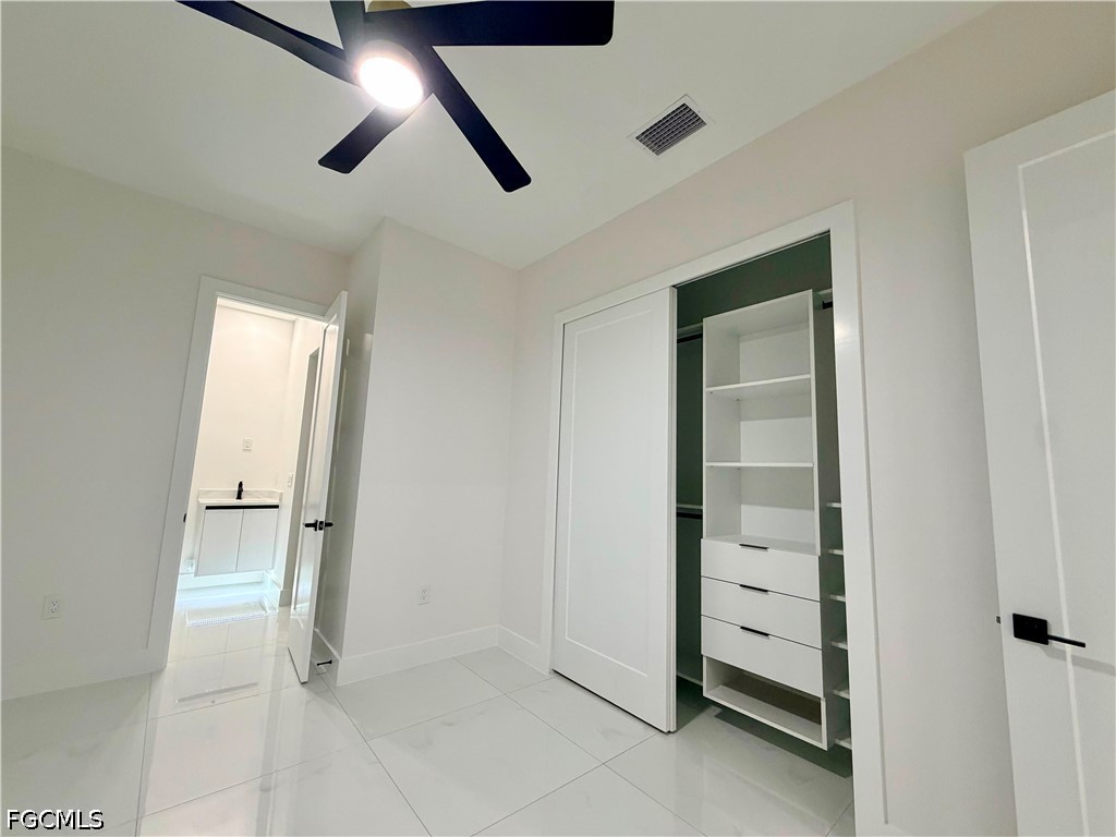 3 Bed SingleFamilyResidence for Sale in Lehigh Estates, photo 7