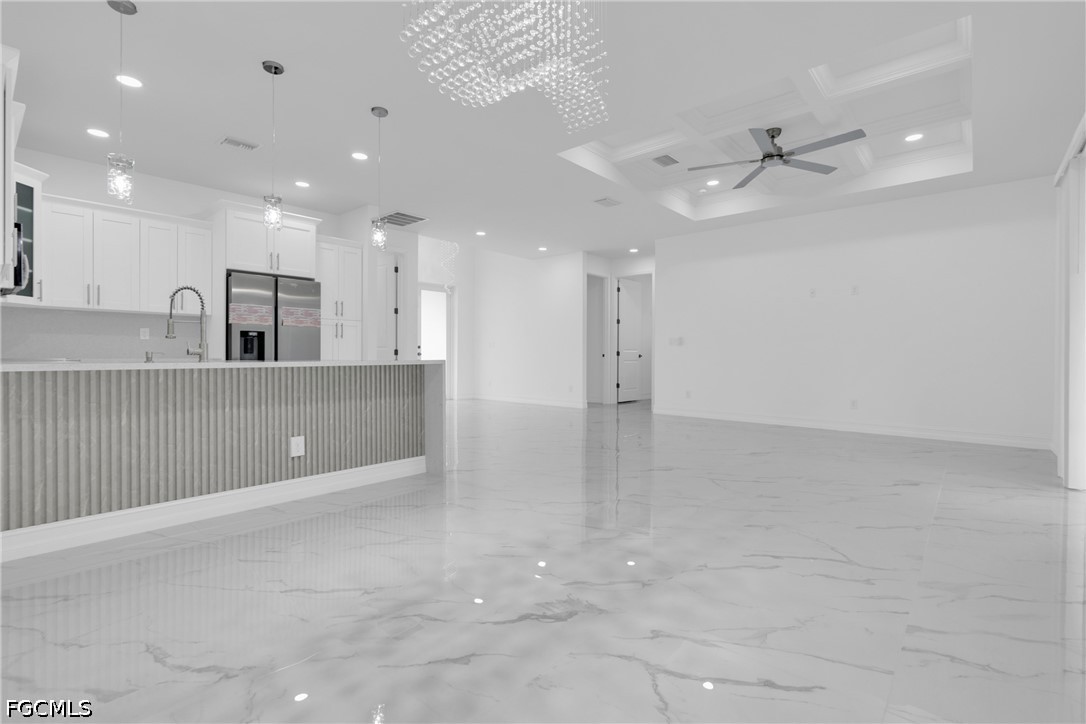 3 Bed SingleFamilyResidence for Sale in Lehigh Acres, photo 7