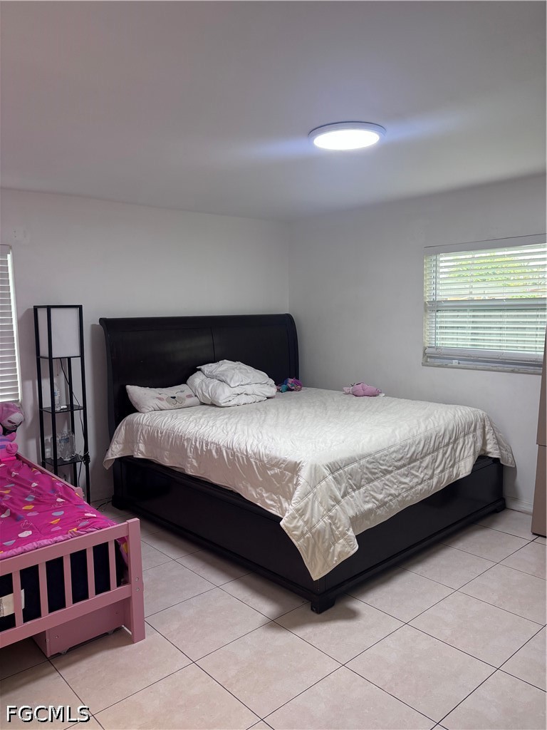 3 Bed SingleFamilyResidence for Sale in Fort Myers, photo 7