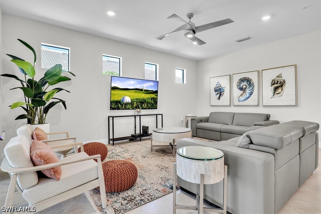3 Bed SingleFamilyResidence for Sale in Alva, photo 7