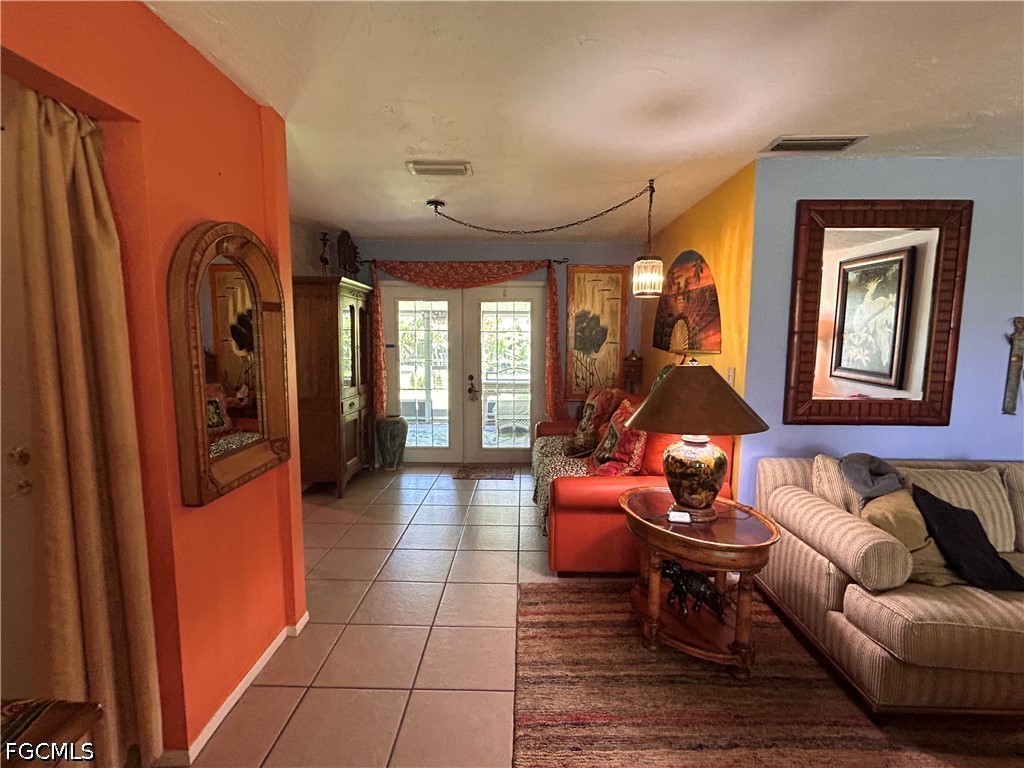 1 Bed Attached for Sale in Bonita Farms, photo 7