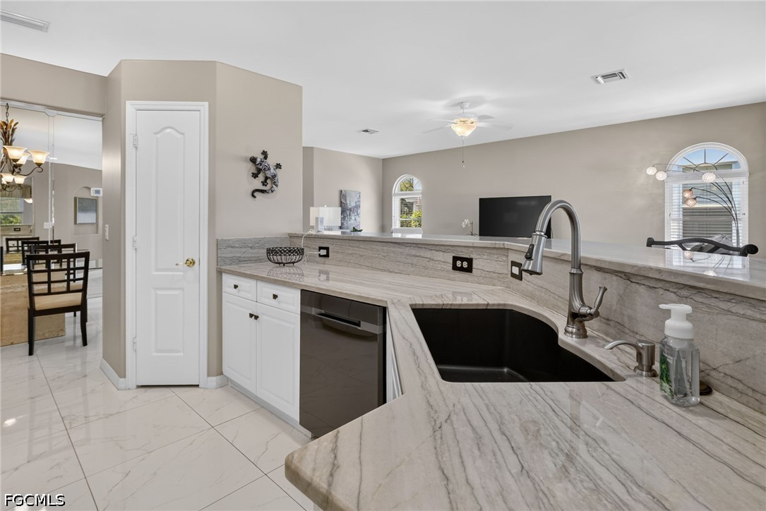 3 Bed Pool Home for Sale in North Fort Myers, photo 7
