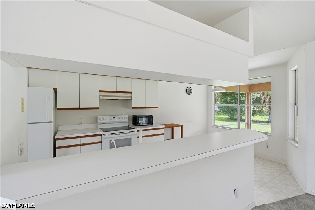 3 Bed SingleFamilyResidence for Sale in Naples, photo 7