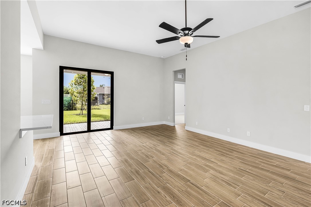 4 Bed SingleFamilyResidence for Sale in Cape Coral, photo 7