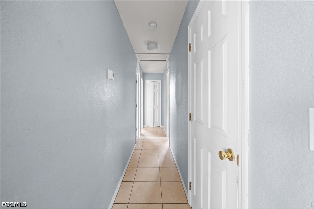 3 Bed SingleFamilyResidence for Sale in Cape Coral, photo 7