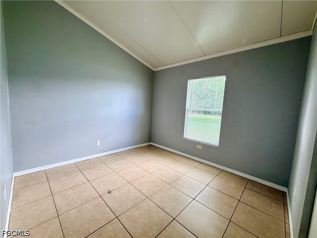 3 Bed SingleFamilyResidence for Sale in Cape Coral, photo 7
