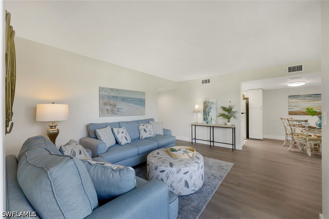 2 Bed Condominium for Sale in Lakewood, photo 7