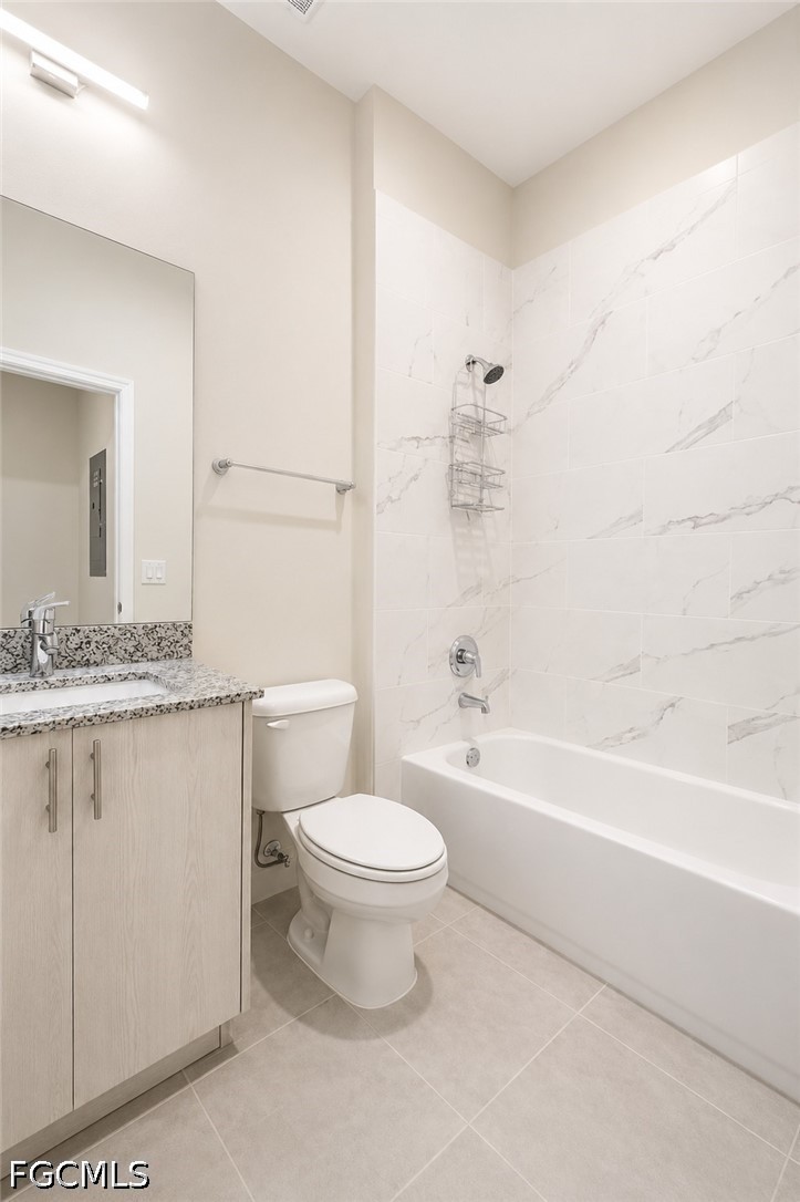 2 Bed Condominium for Sale in Cape Coral, photo 7