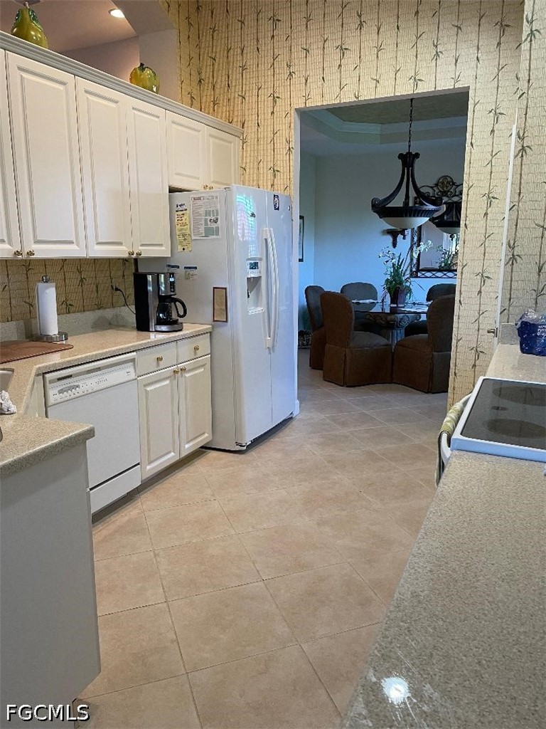 2 Bed Condominium for Sale in Crown Colony, photo 7