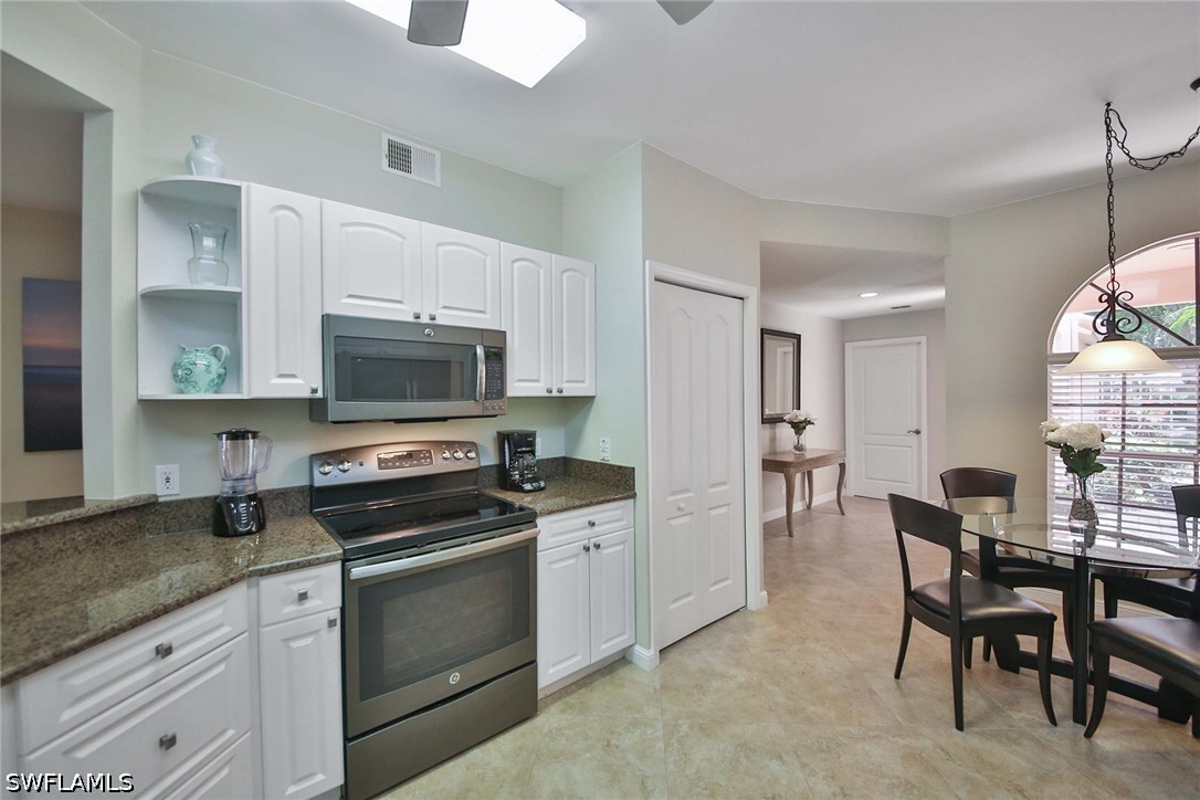3 Bed Waterfront Home for Sale in Naples, photo 7