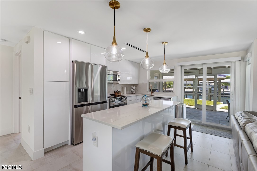 3 Bed Pool Home for Sale in Fort Myers Beach, photo 7