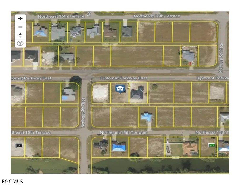 Residential for Sale in Cape Coral, photo 7